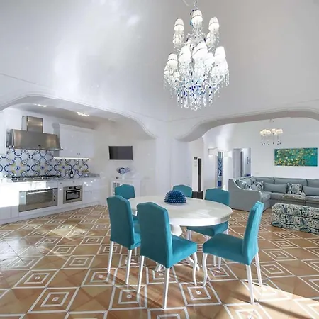 Emerald Shores Villa