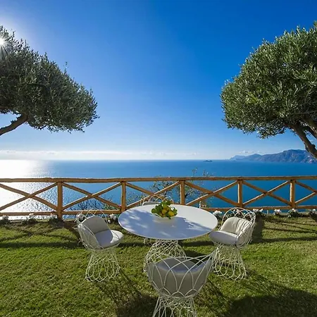 Emerald Shores * Praiano