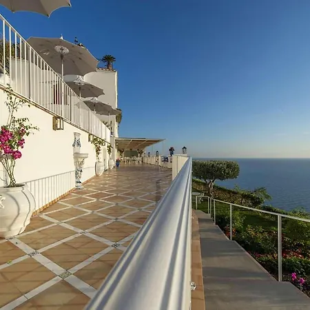 Emerald Shores Villa *
