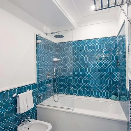 Emerald Shores Villa