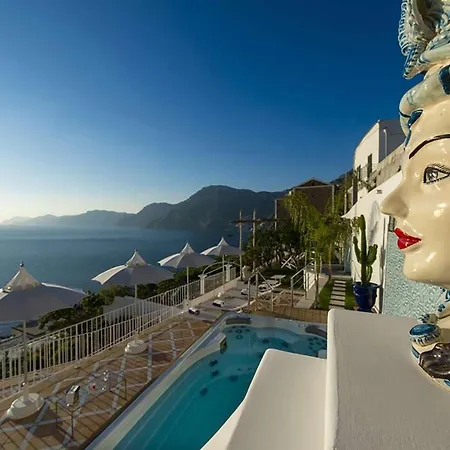 Villa Emerald Shores