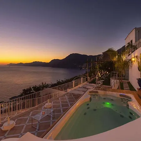 Emerald Shores Praiano